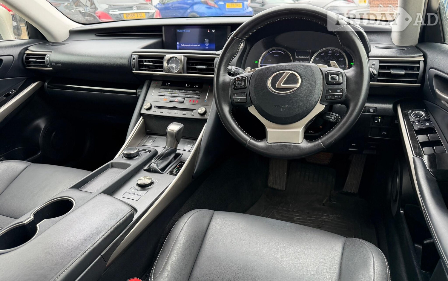 [ berth ]Lexus IS