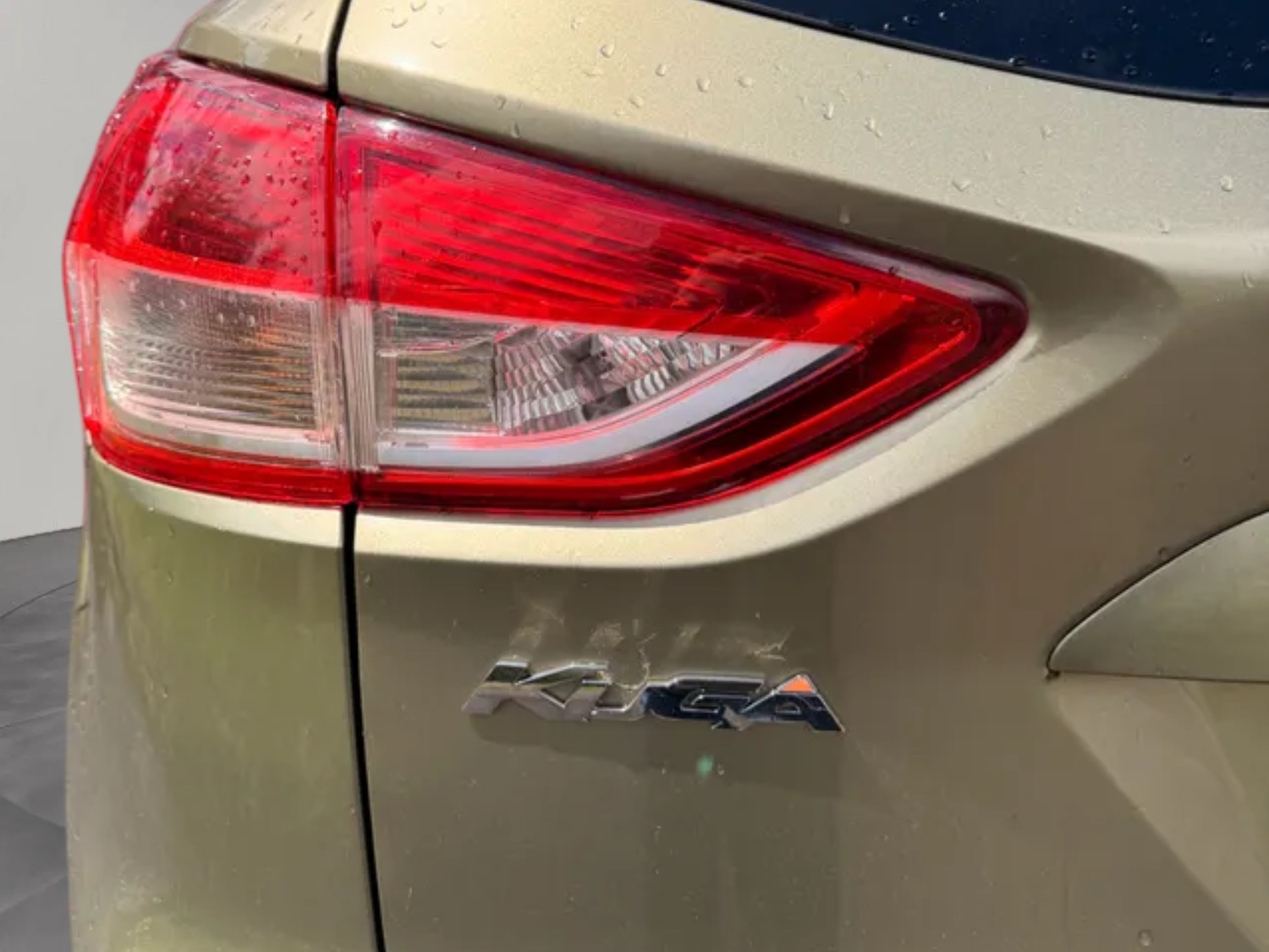 Ford Kuga 2014 - Cars