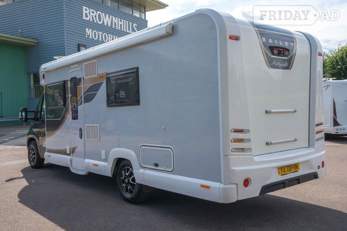 [4 berth ]Bailey Autograph 79-2F