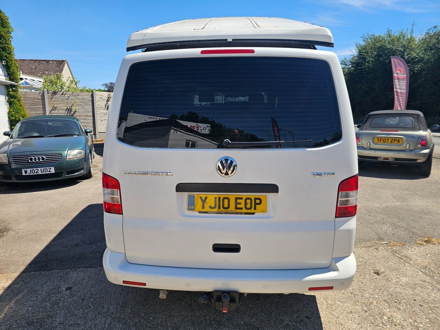 Volkswagen Transporter 2010 - Vans & Commercial Vehicles in Andover