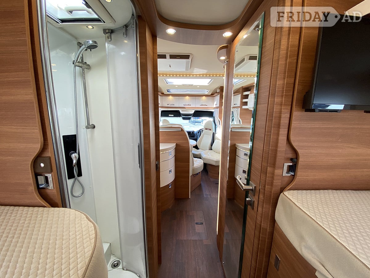 [2 berth ]Carthago Chic C-Line T 4.9 LE