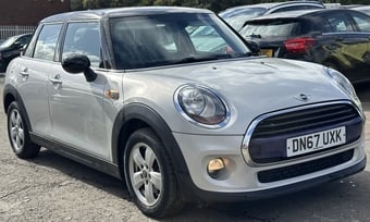 Mini Hatch 2017