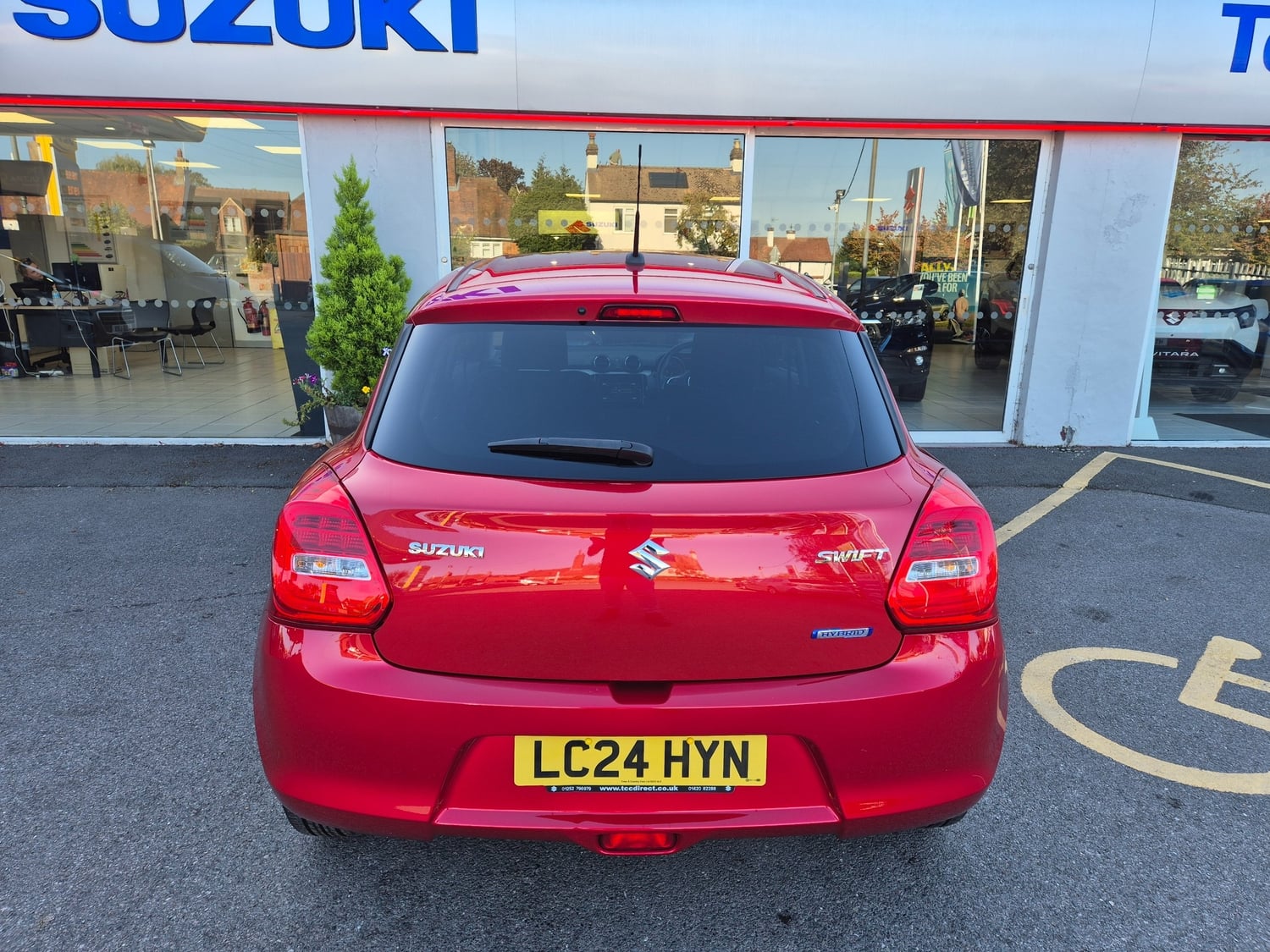 Suzuki Swift 2024 - Cars