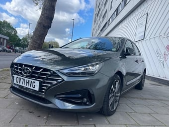 Hyundai i30 2021