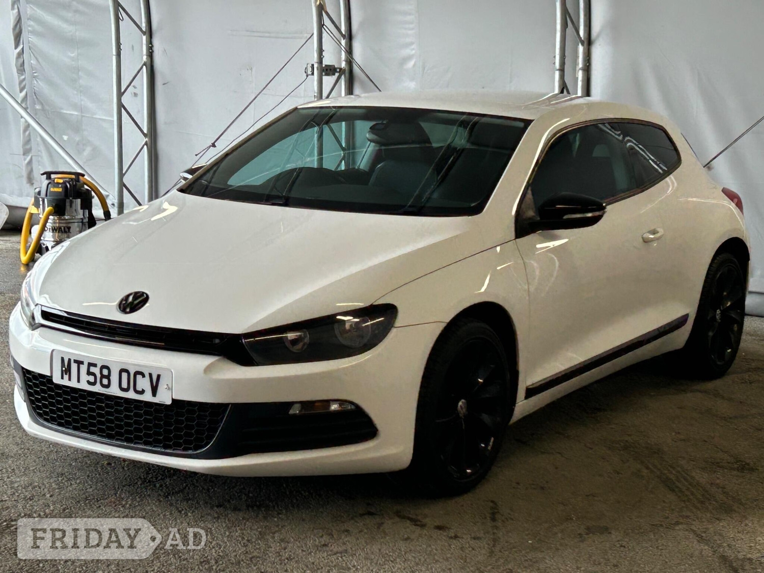 [ berth ]Volkswagen Scirocco