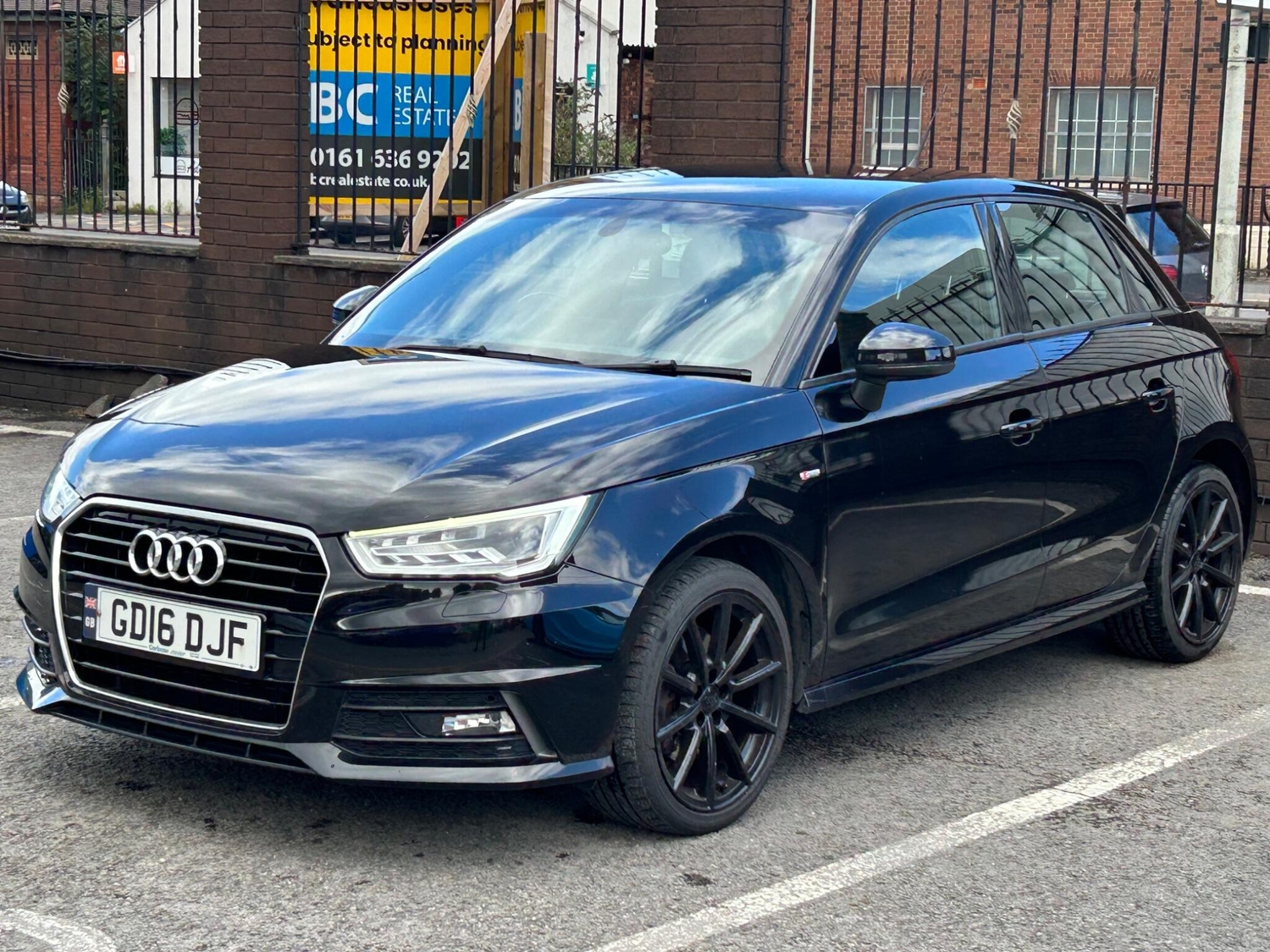 [ berth ]Audi A1