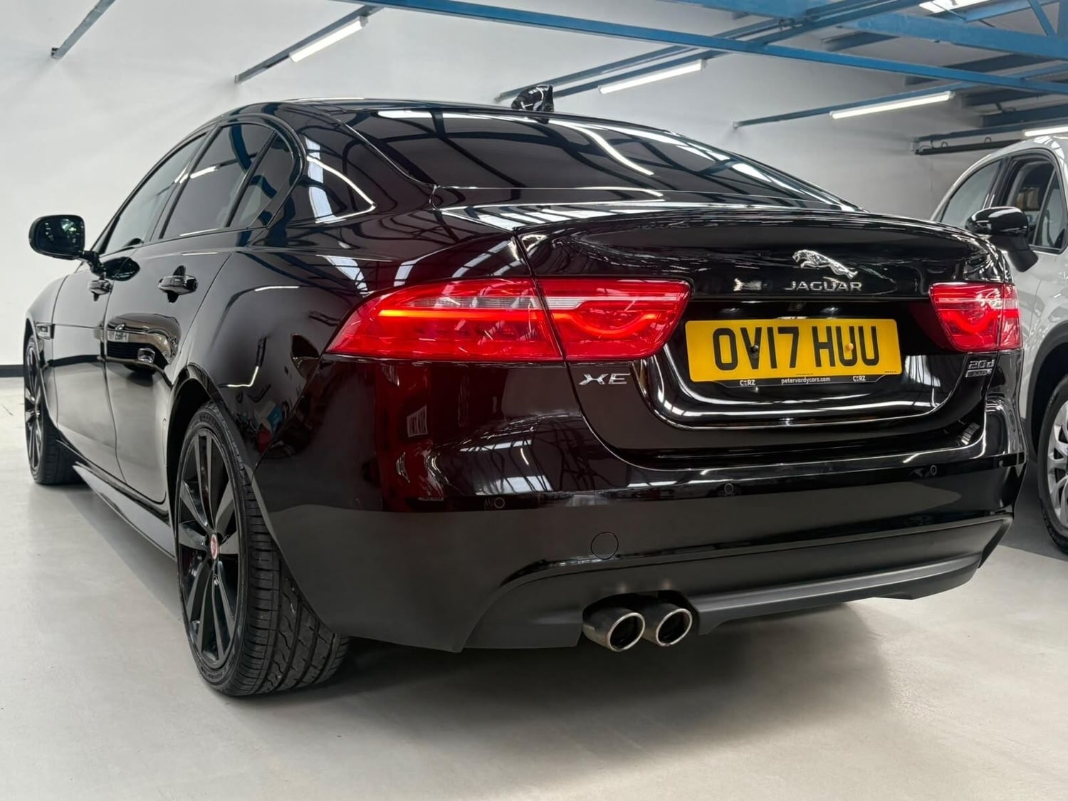 Jaguar XE 2017 - Cars