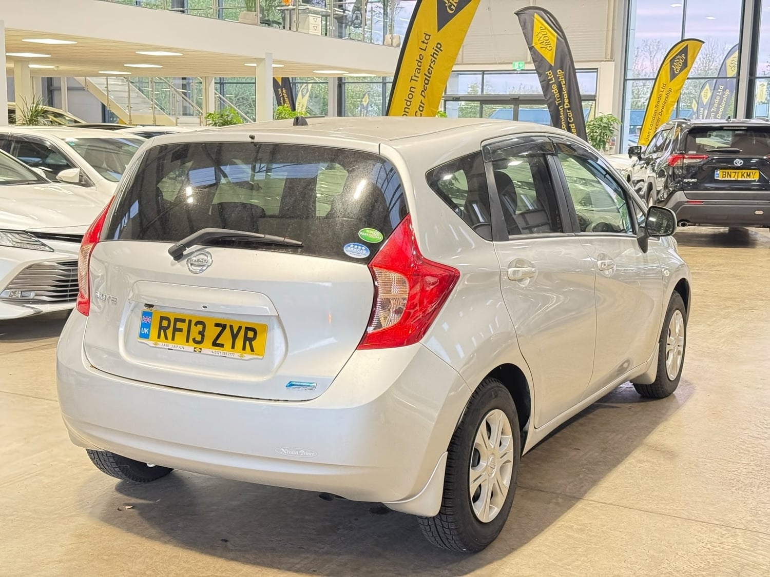 [ berth ]Nissan Note