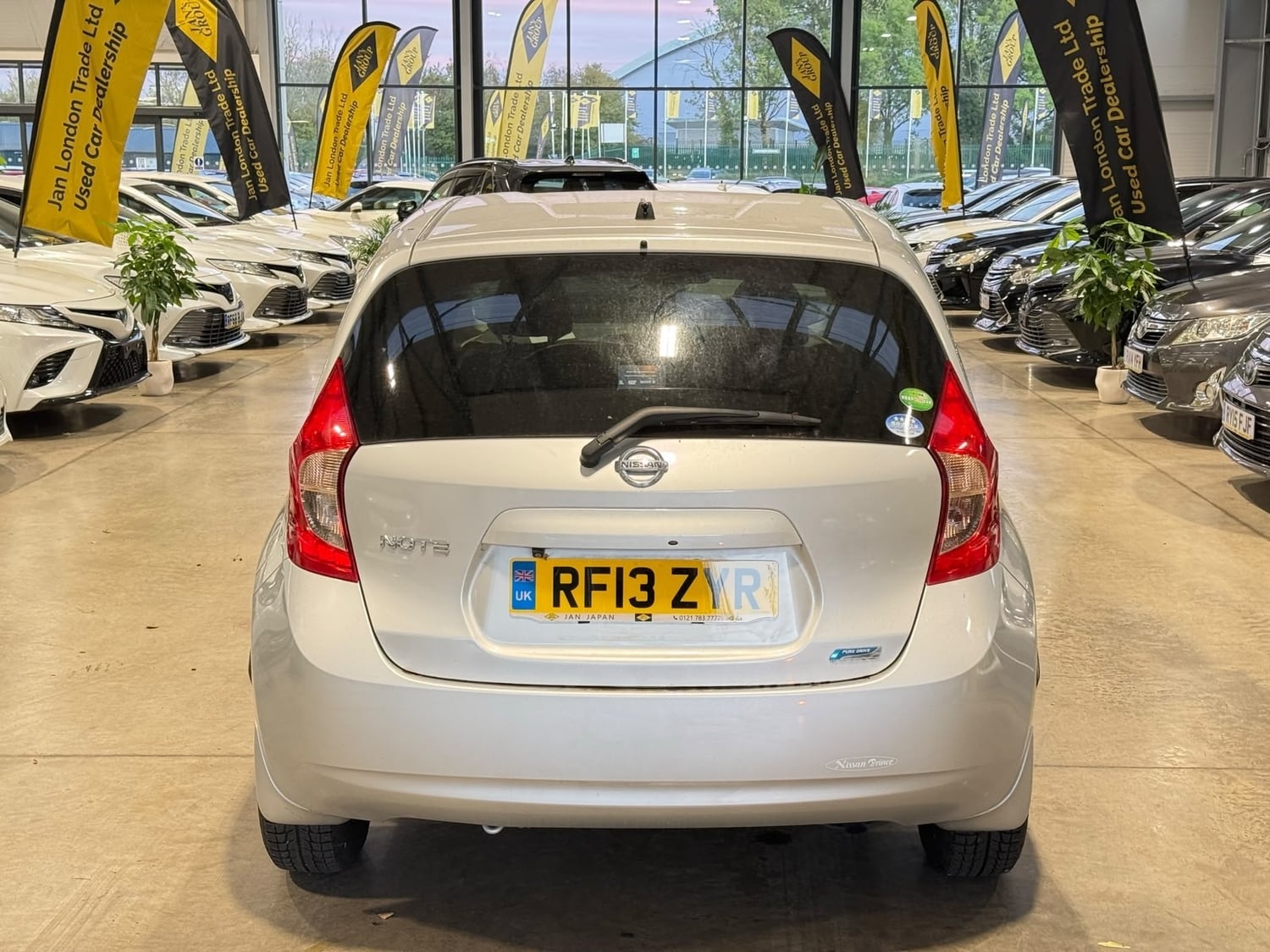 Nissan Note 2013 - Cars in Reading