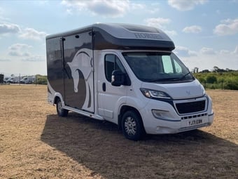 Equi-Trek Sonic Elite 3500kg Peugeot Horsebox