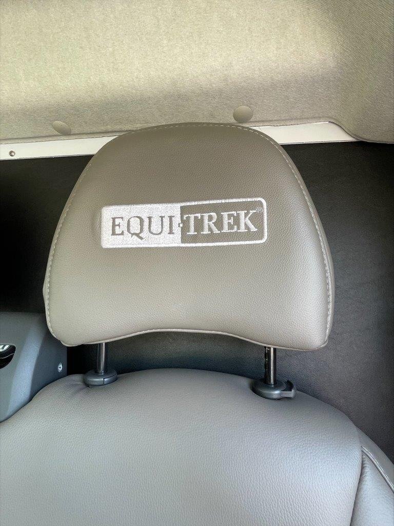 Equi-Trek Sonic Elite 3500kg Peugeot Horsebox - Trailers & Horseboxes in Sheffield