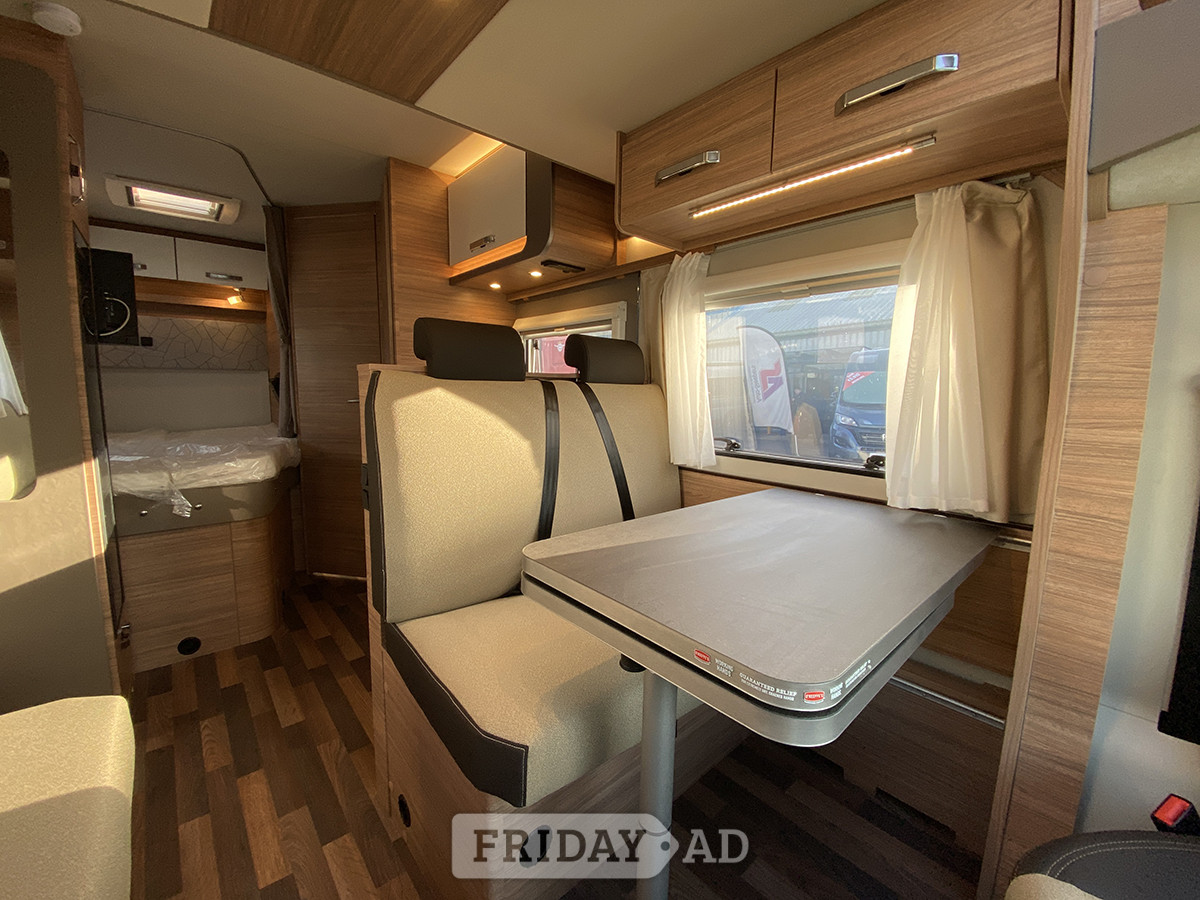 Weinsberg CaraSuite 650 MF  for sale - Motorhomes & Caravans in Newark