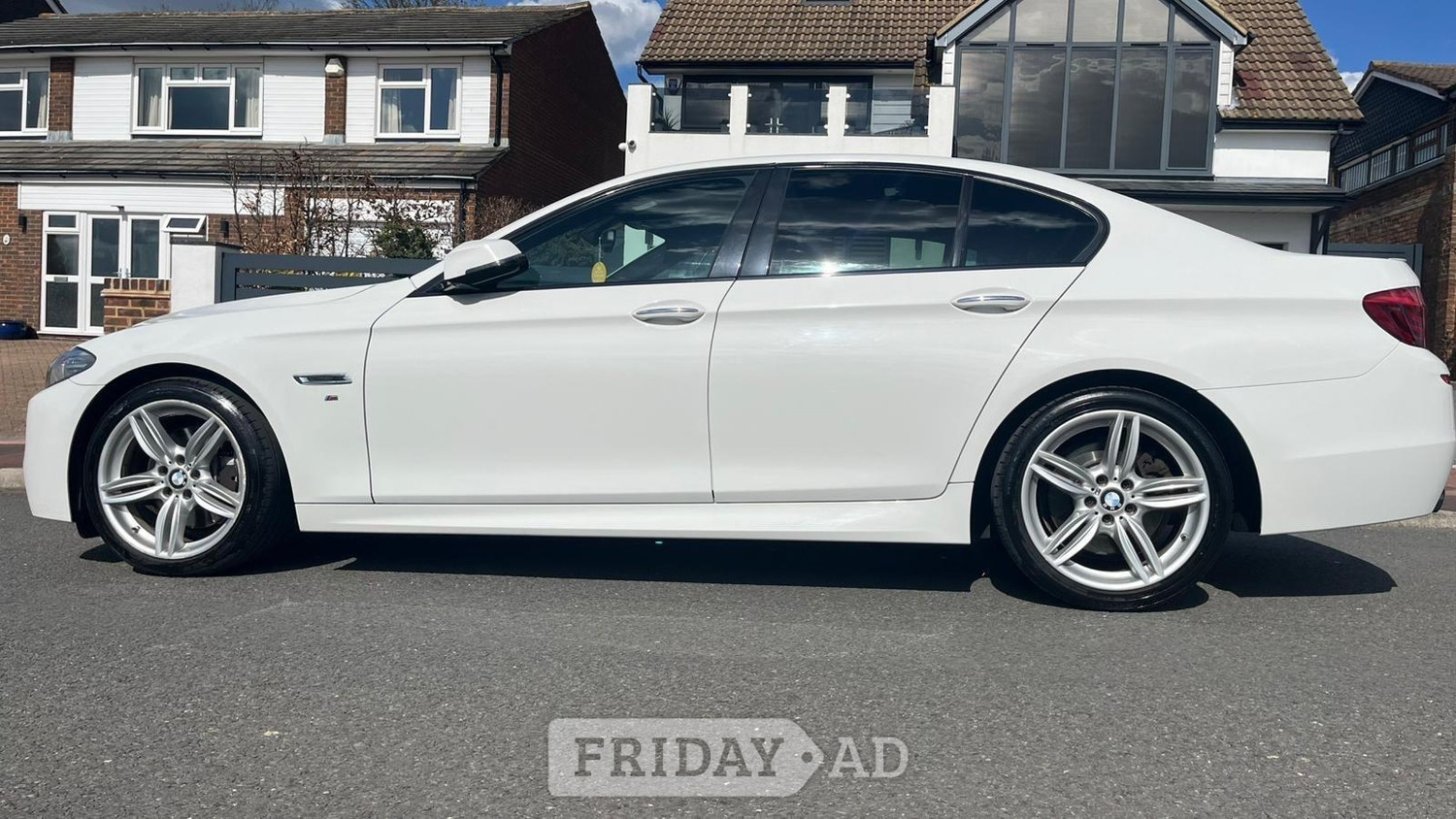 [ berth ]BMW 5 Series