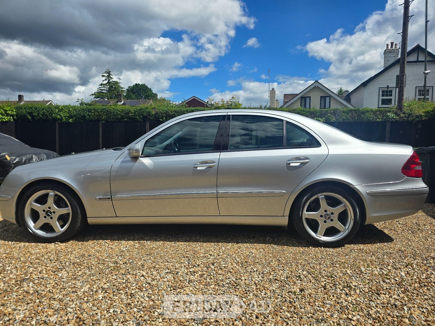 [ berth ]Mercedes-Benz E Class