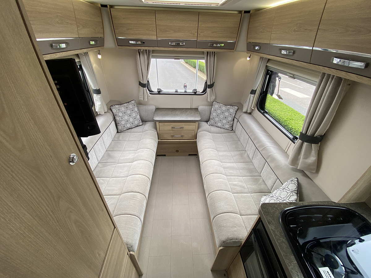 [2 berth ]Elddis Accordo 120
