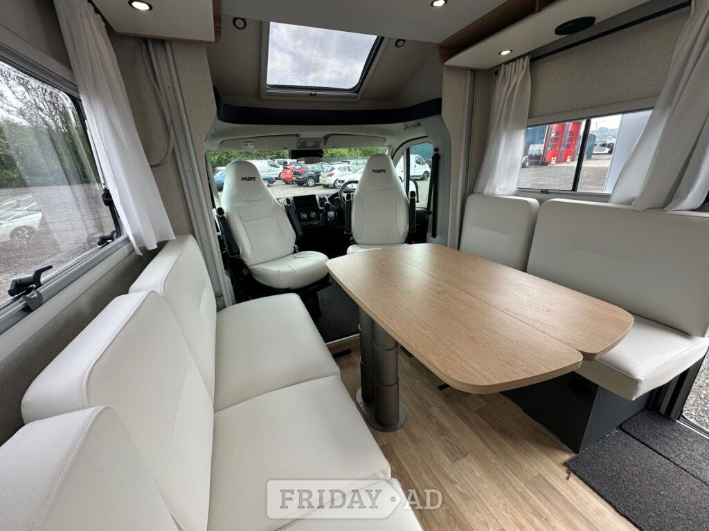 Pilote Pacific P690D Evidence 2026 for sale - Motorhomes & Caravans