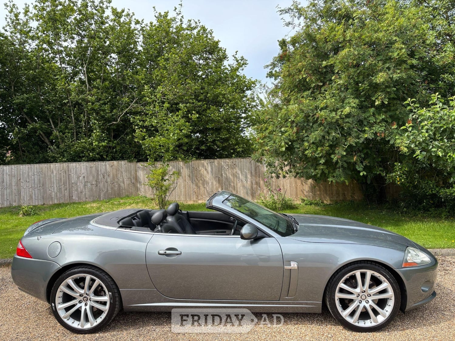 Jaguar XK 2005 in High Wycombe