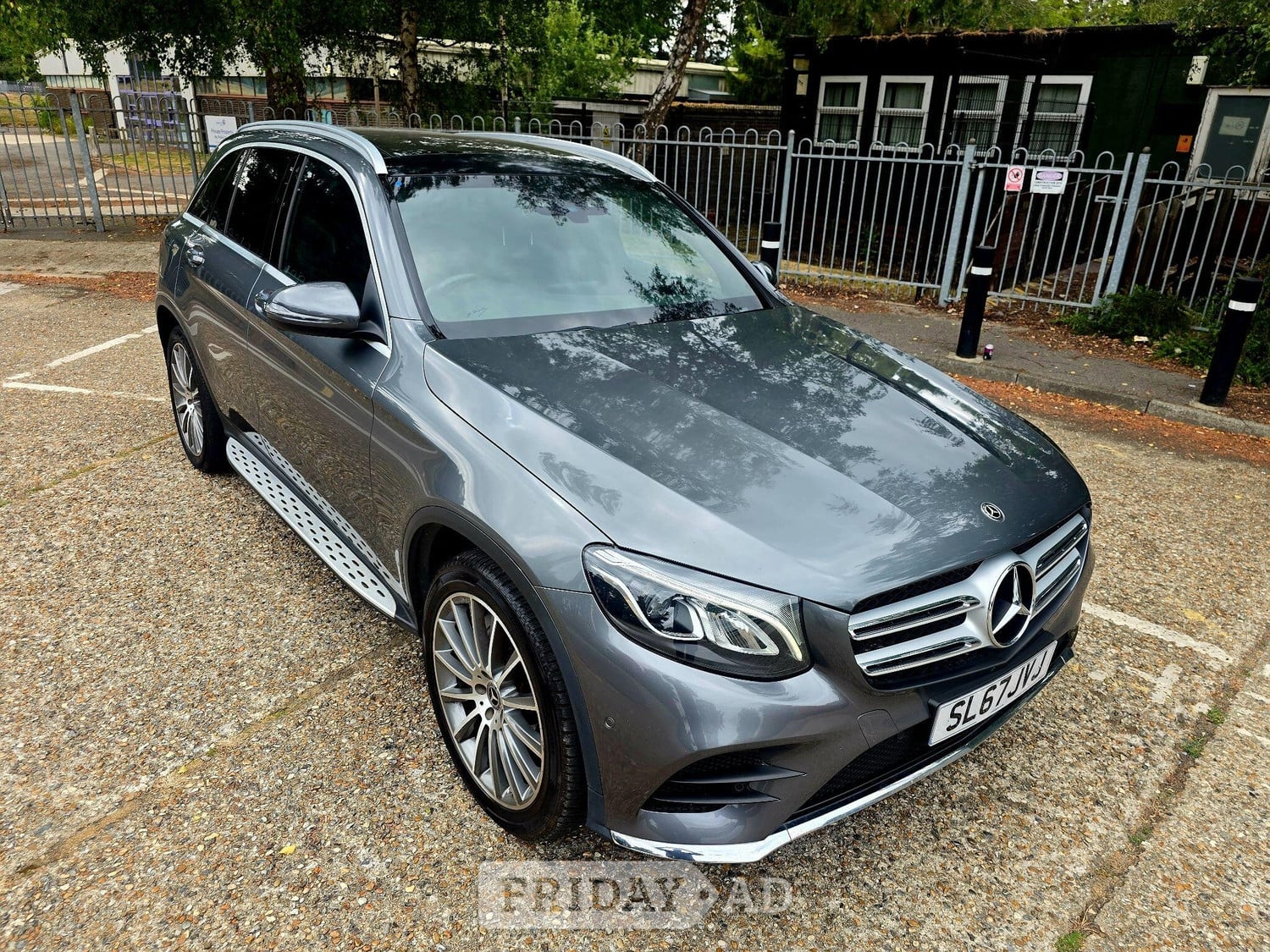 [ berth ]Mercedes-Benz GLC
