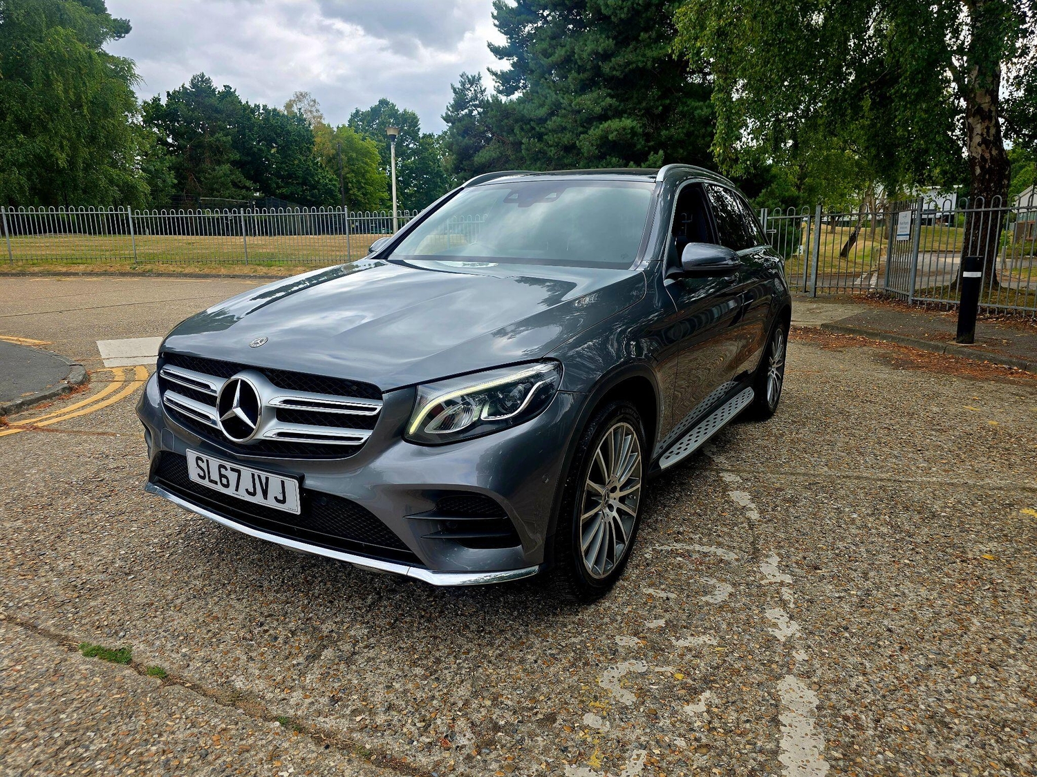 Mercedes-Benz GLC 2017 - Cars
