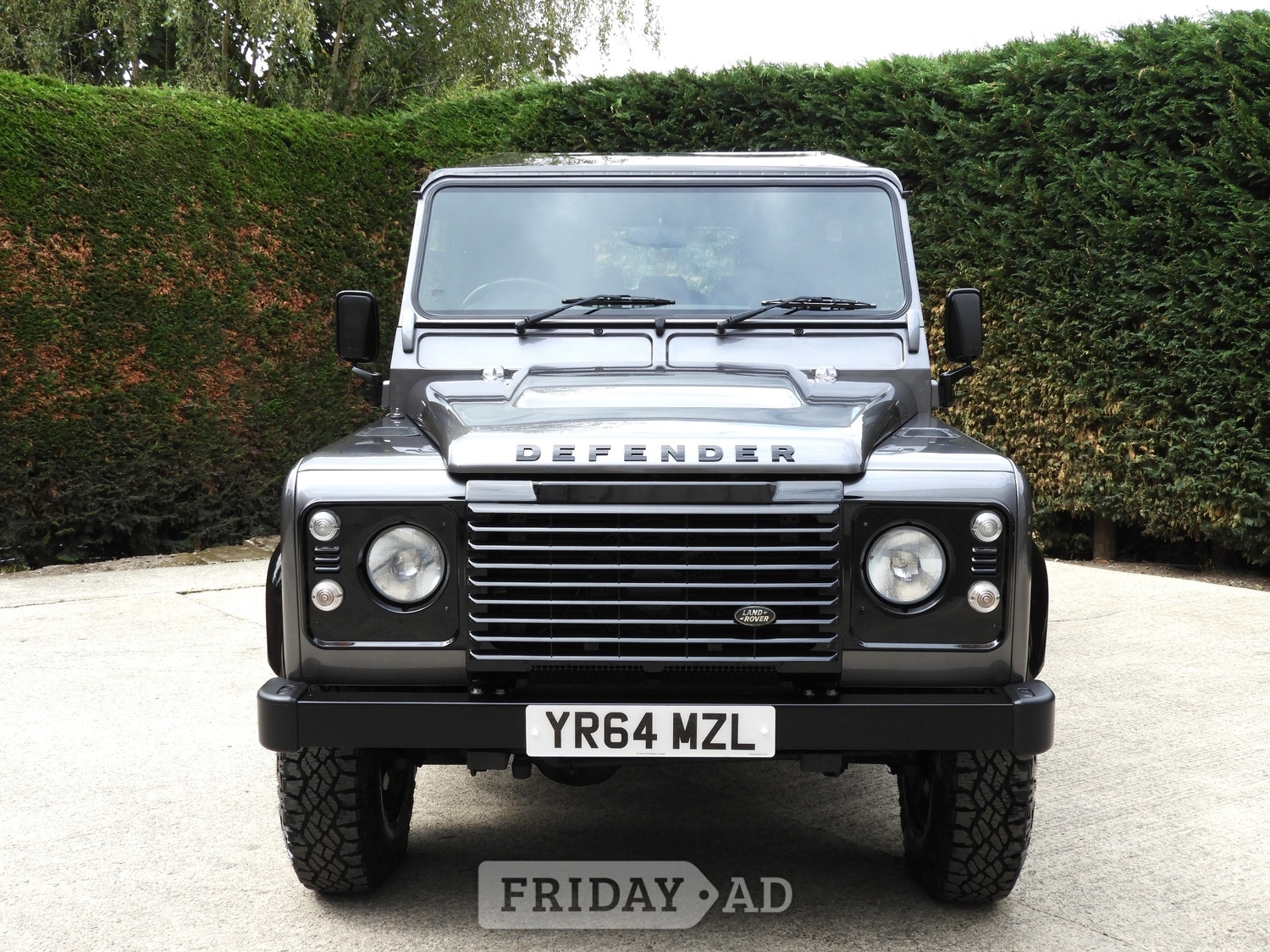 [ berth ]Land Rover Defender 110
