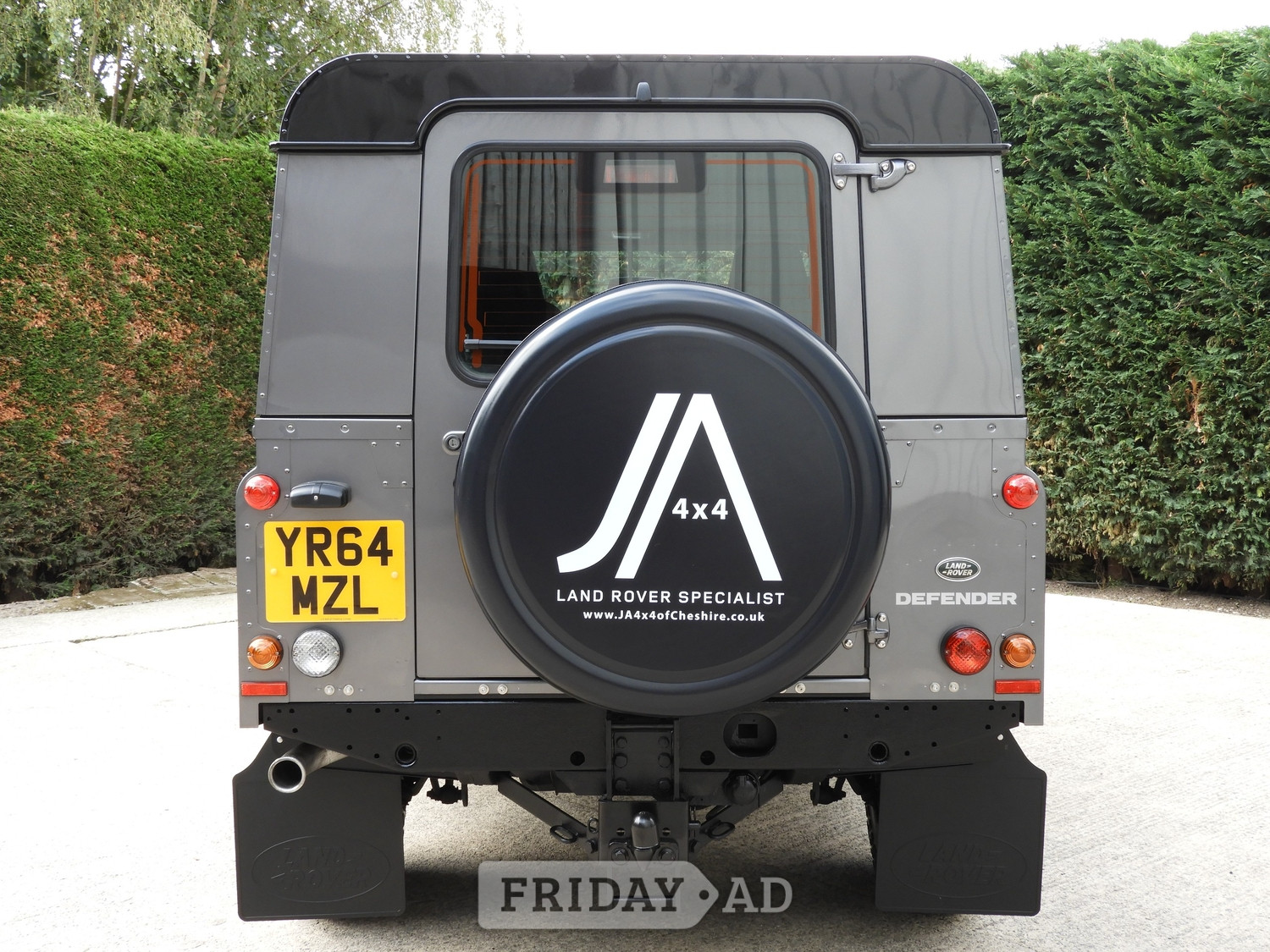 Land Rover Defender 110 2014 - Cars in Congleton