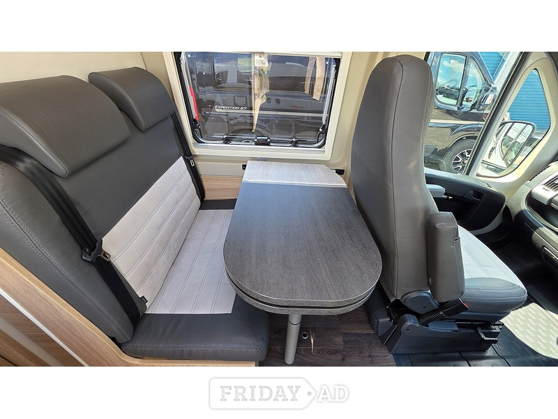 [2 berth ]Sunlight Cliff 600 Adventure