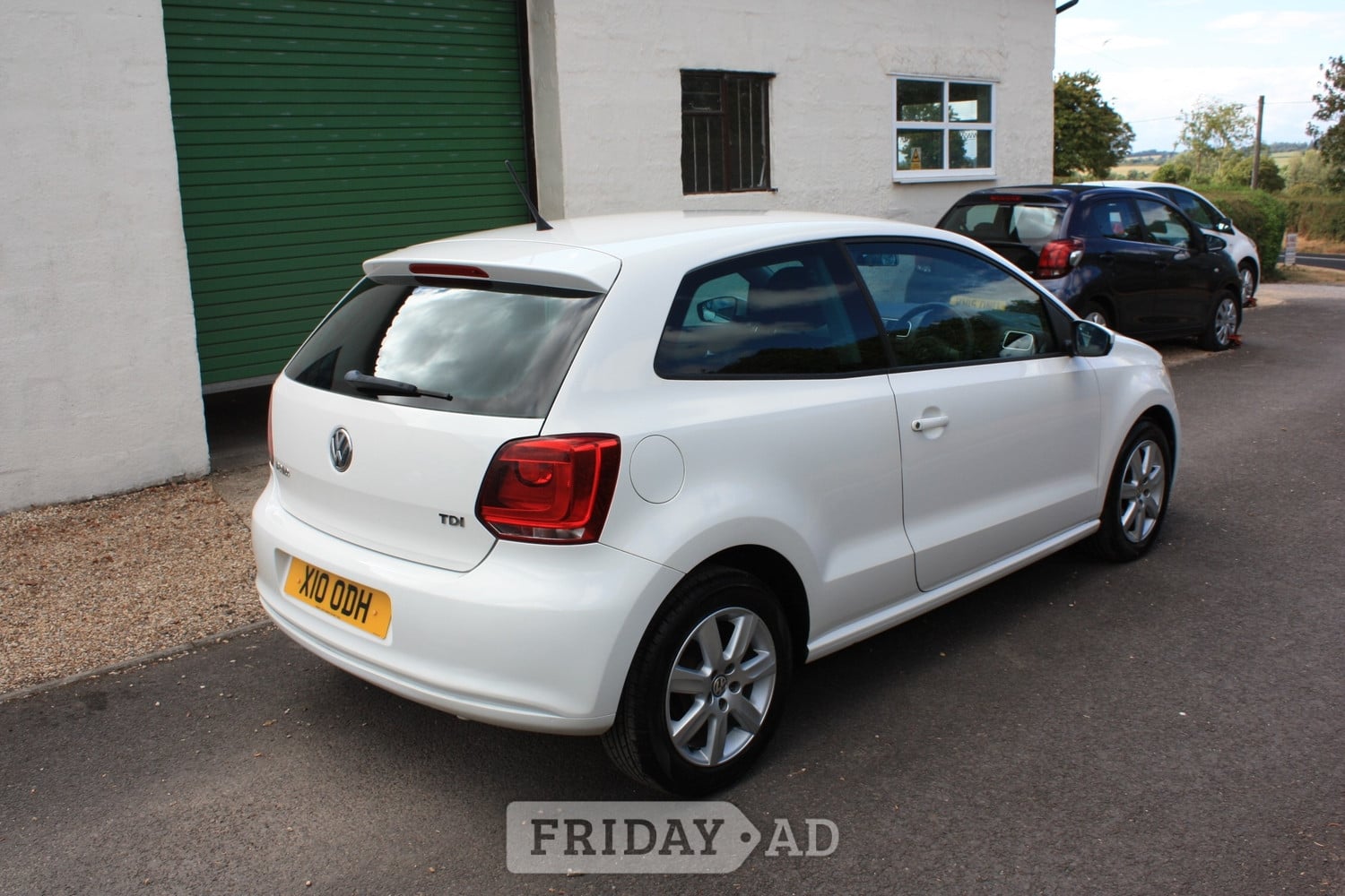 Volkswagen Polo 2011 - Cars