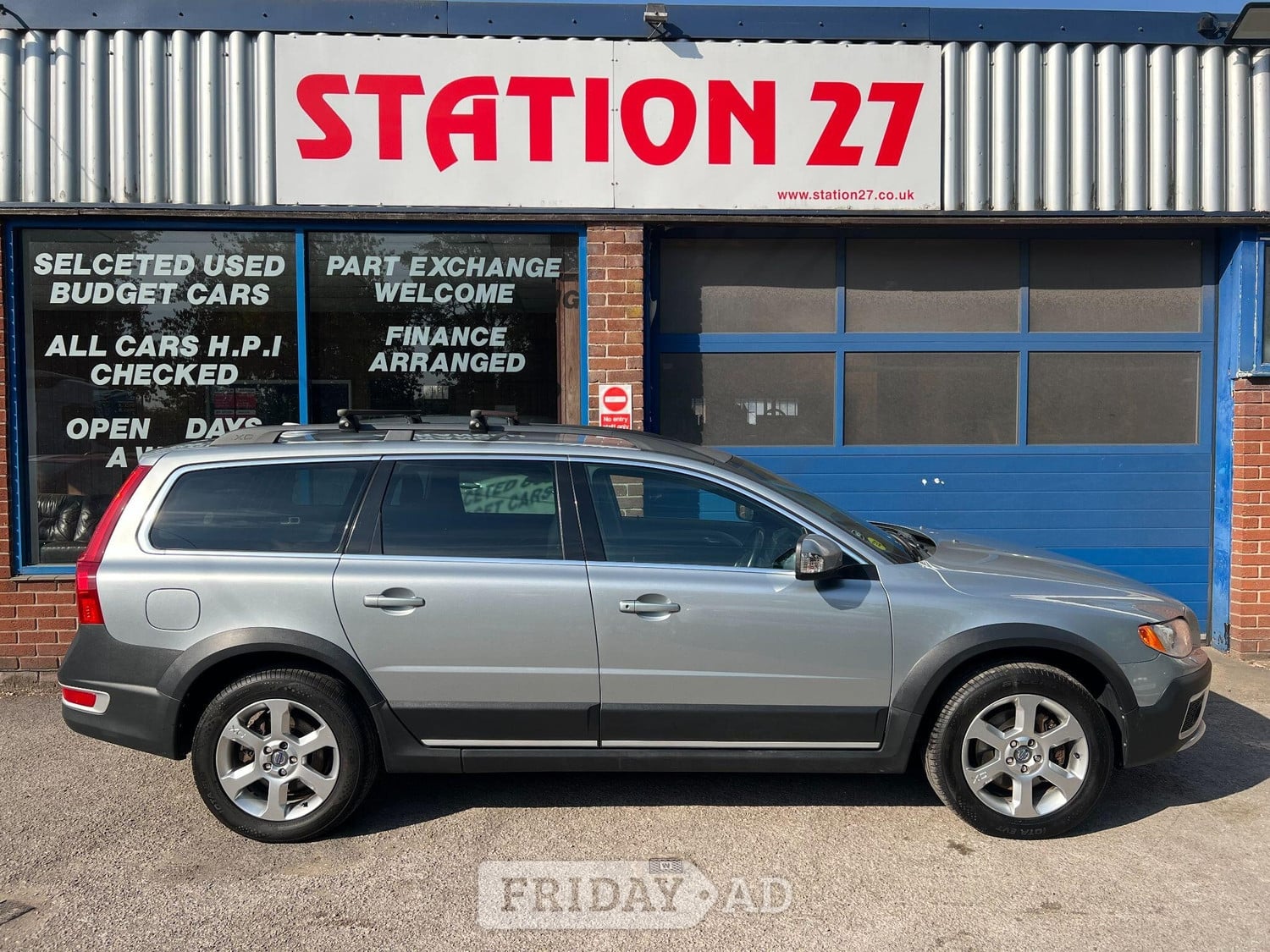 Volvo XC70 2012 - Cars in Heanor
