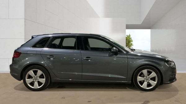[ berth ]Audi A3