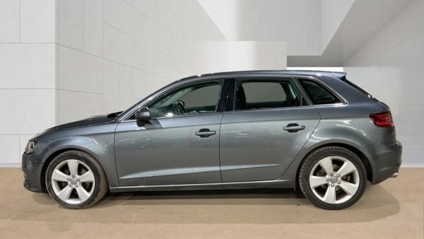 Audi A3 2014 - Cars in Leicester
