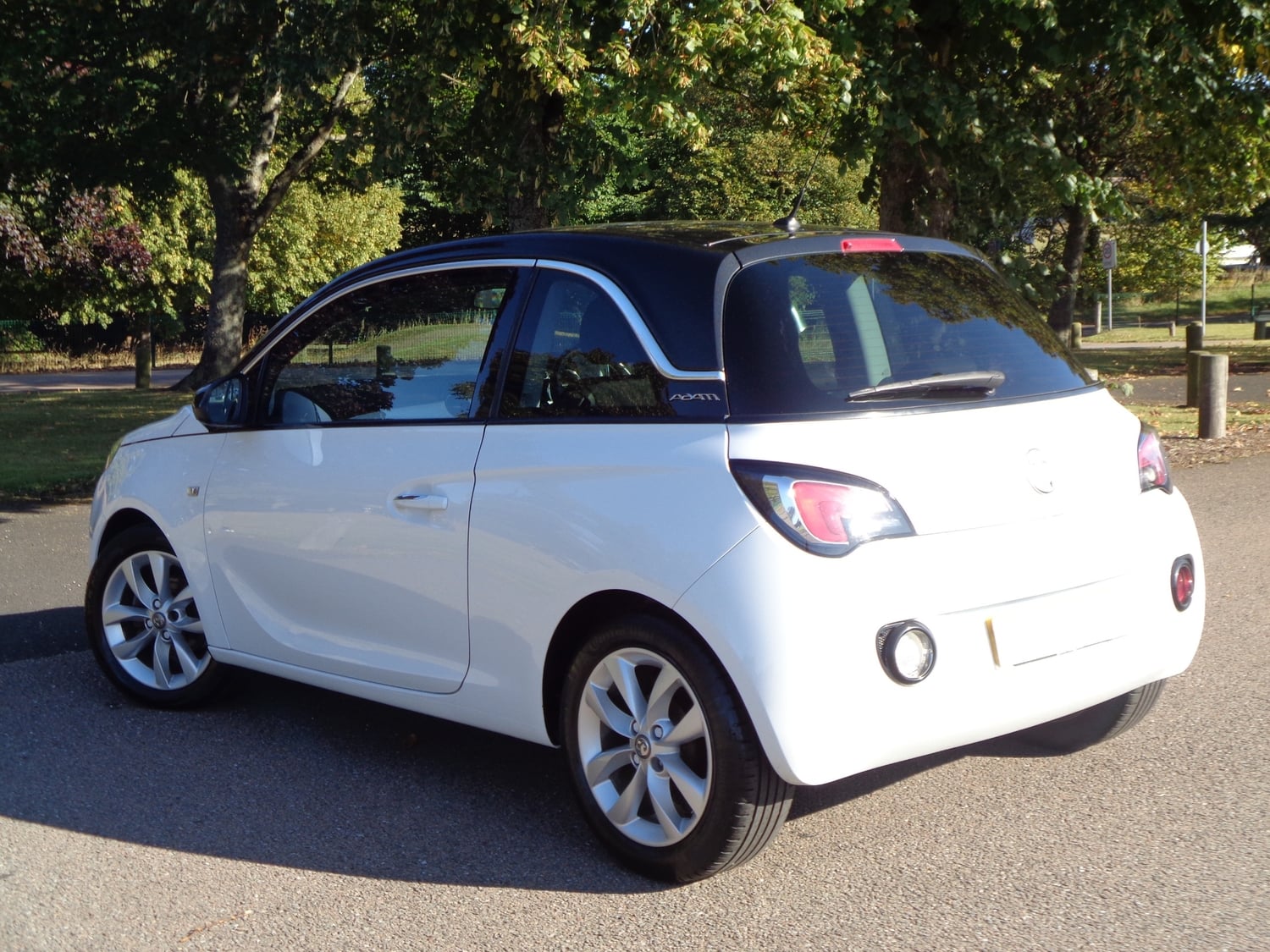 Vauxhall Adam 2014 - Cars in Cupar