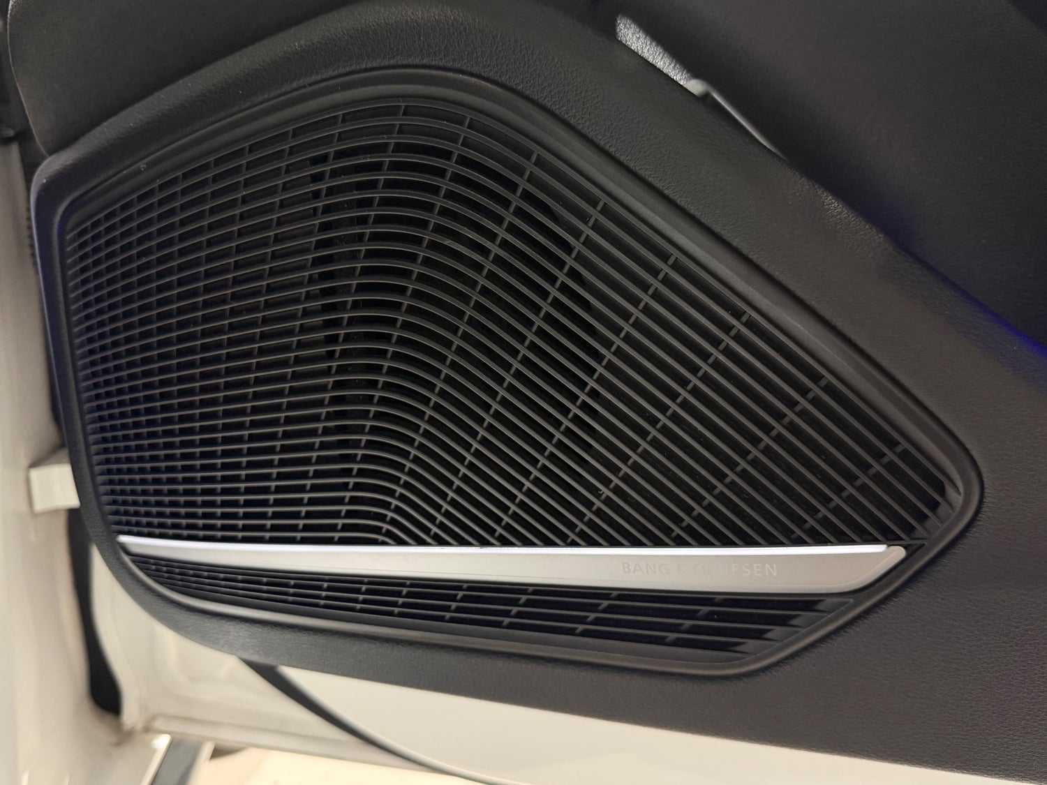 [ berth ]Audi A4