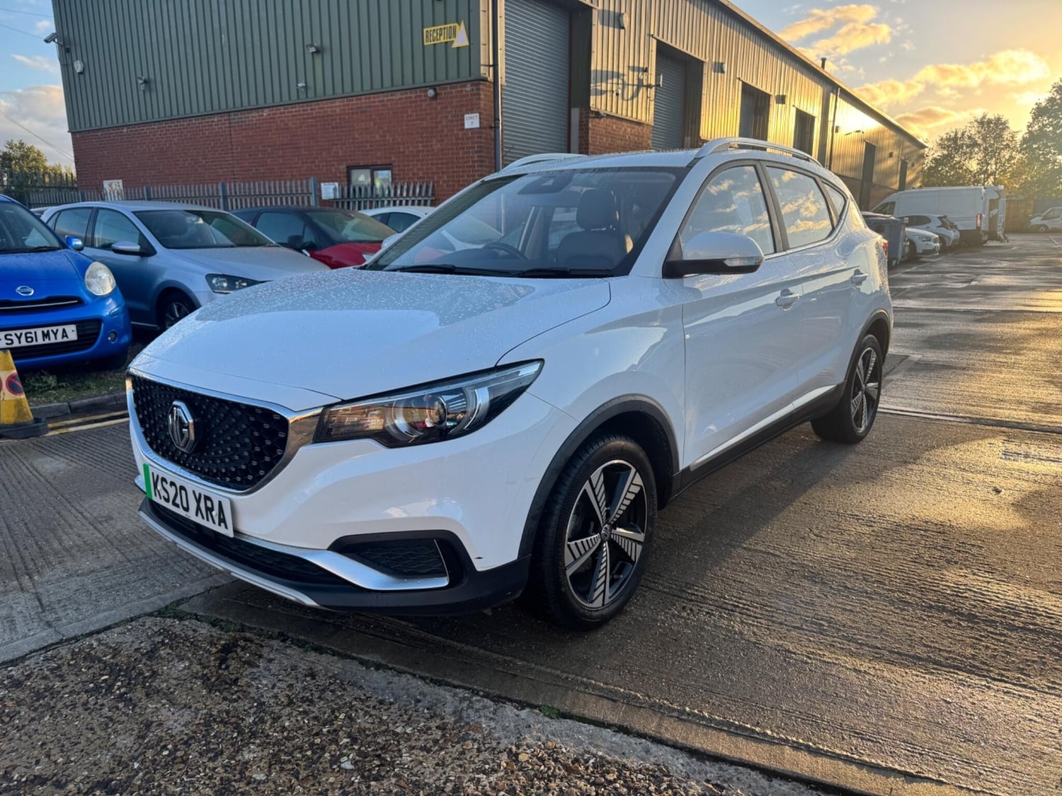 [ berth ]MG ZS