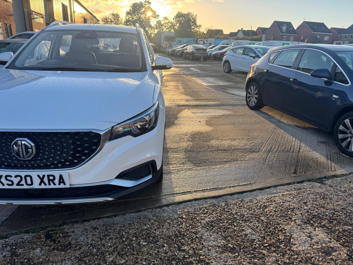 MG ZS 2020 - Cars