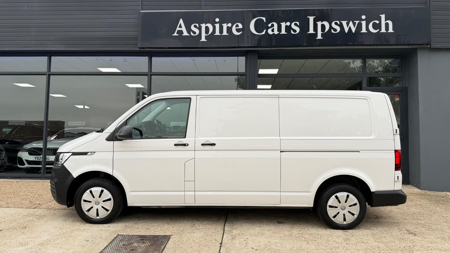 Volkswagen Transporter 2023 - Vans & Commercial Vehicles in Ipswich