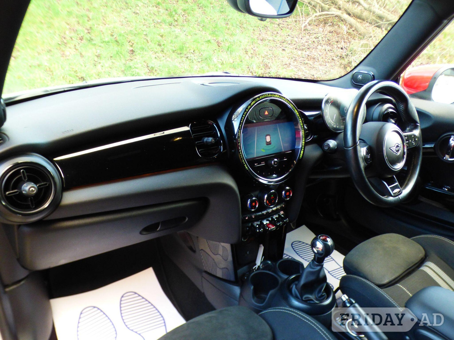 Mini Hatch 2021 - Cars