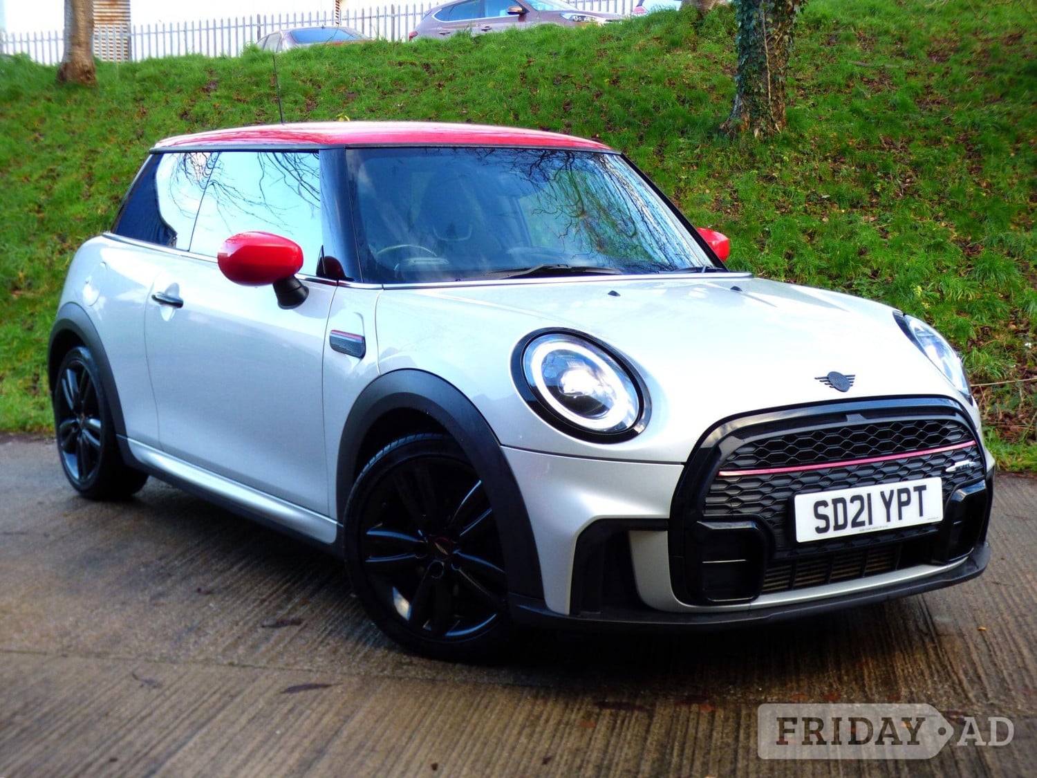 Mini Hatch 2021 in Bradford
