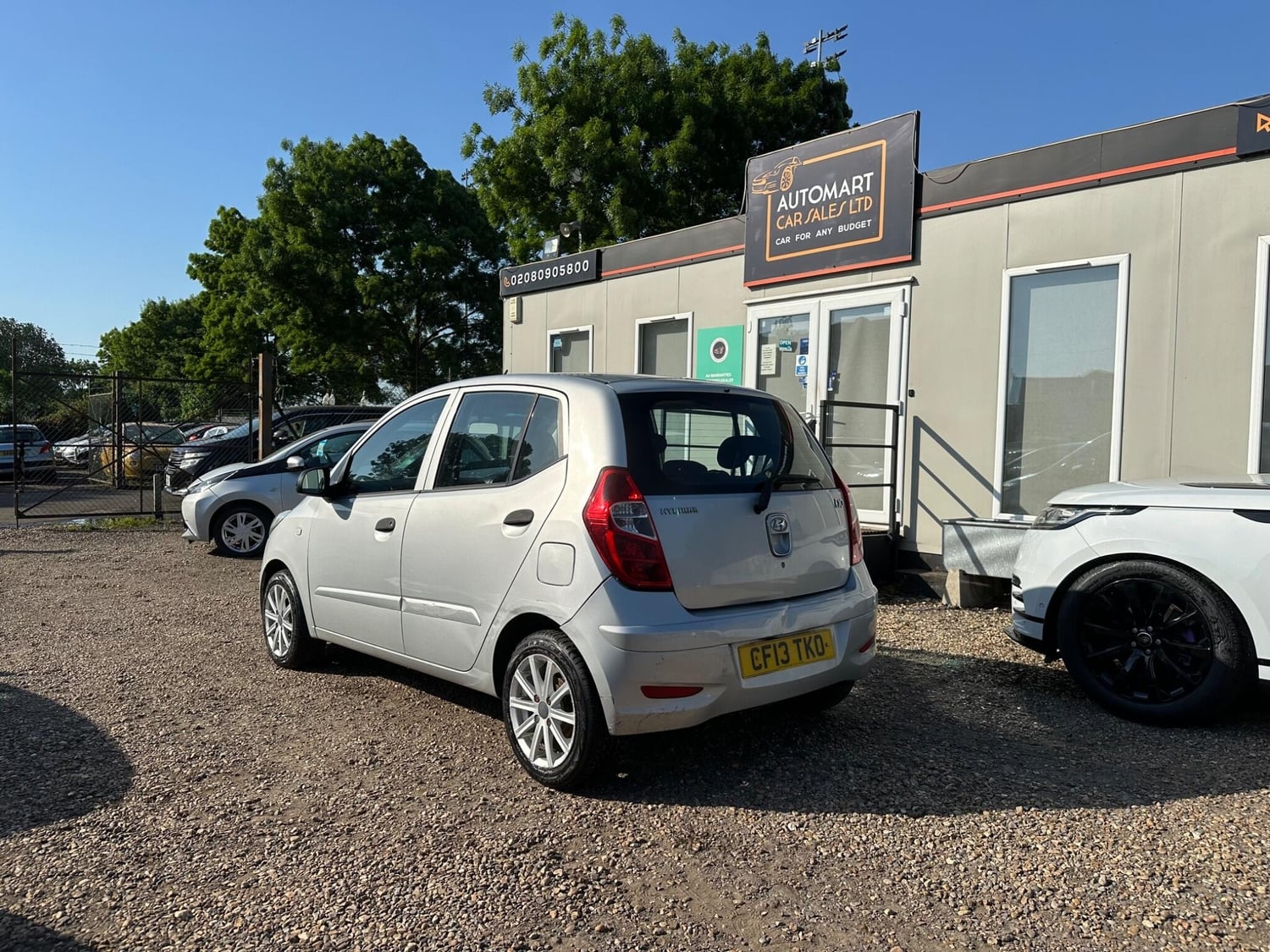 Hyundai i10 2013 - Cars in Sunbury-On-Thames