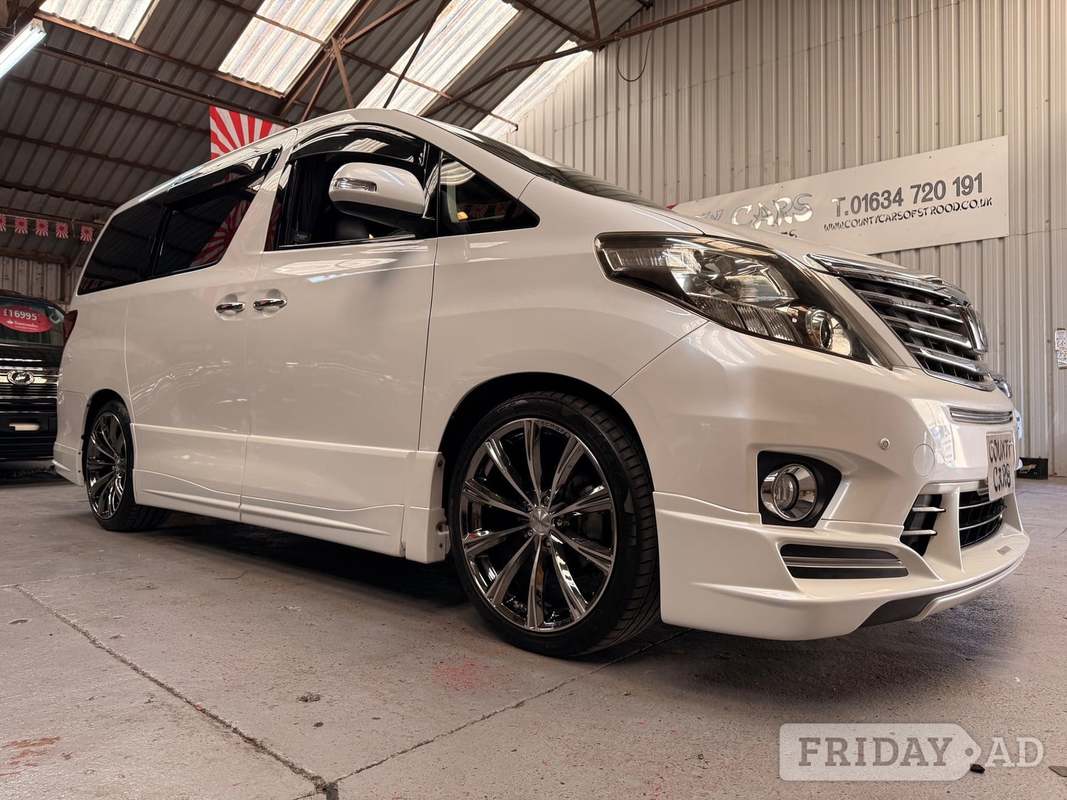 Toyota Alphard 2012 - Cars in Rochester