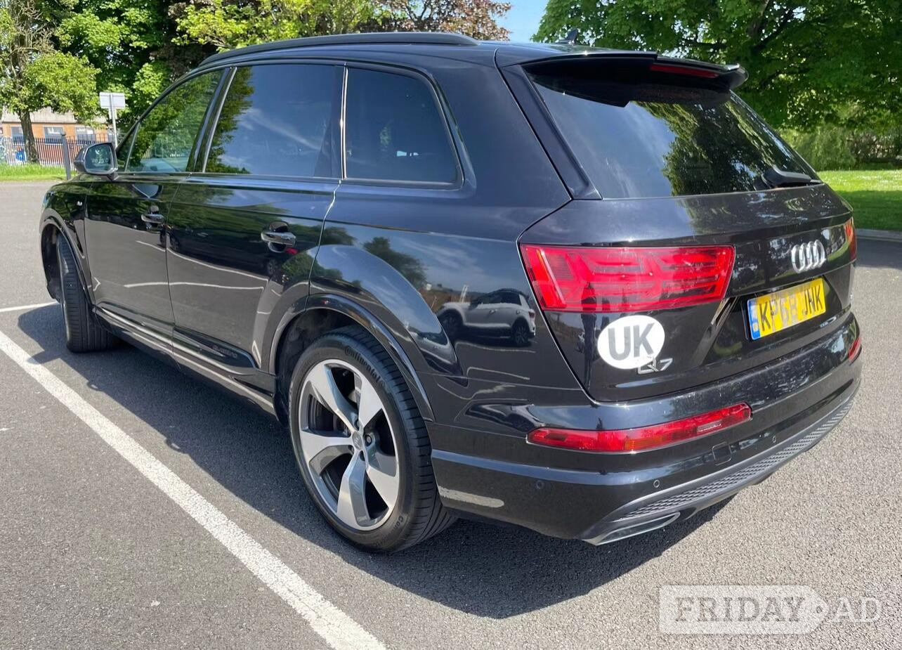 Audi Q7 2018 - Cars