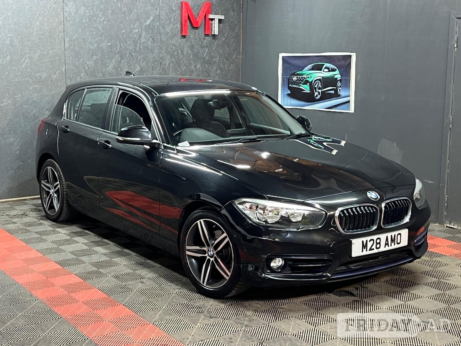 BMW 1 Series 2019 - Cars