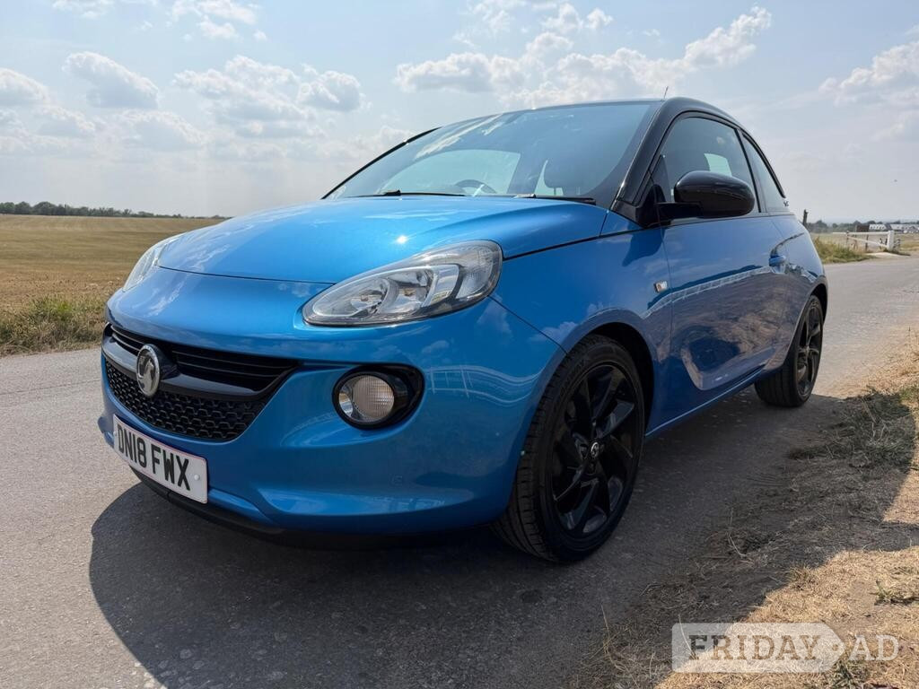 [ berth ]Vauxhall Adam