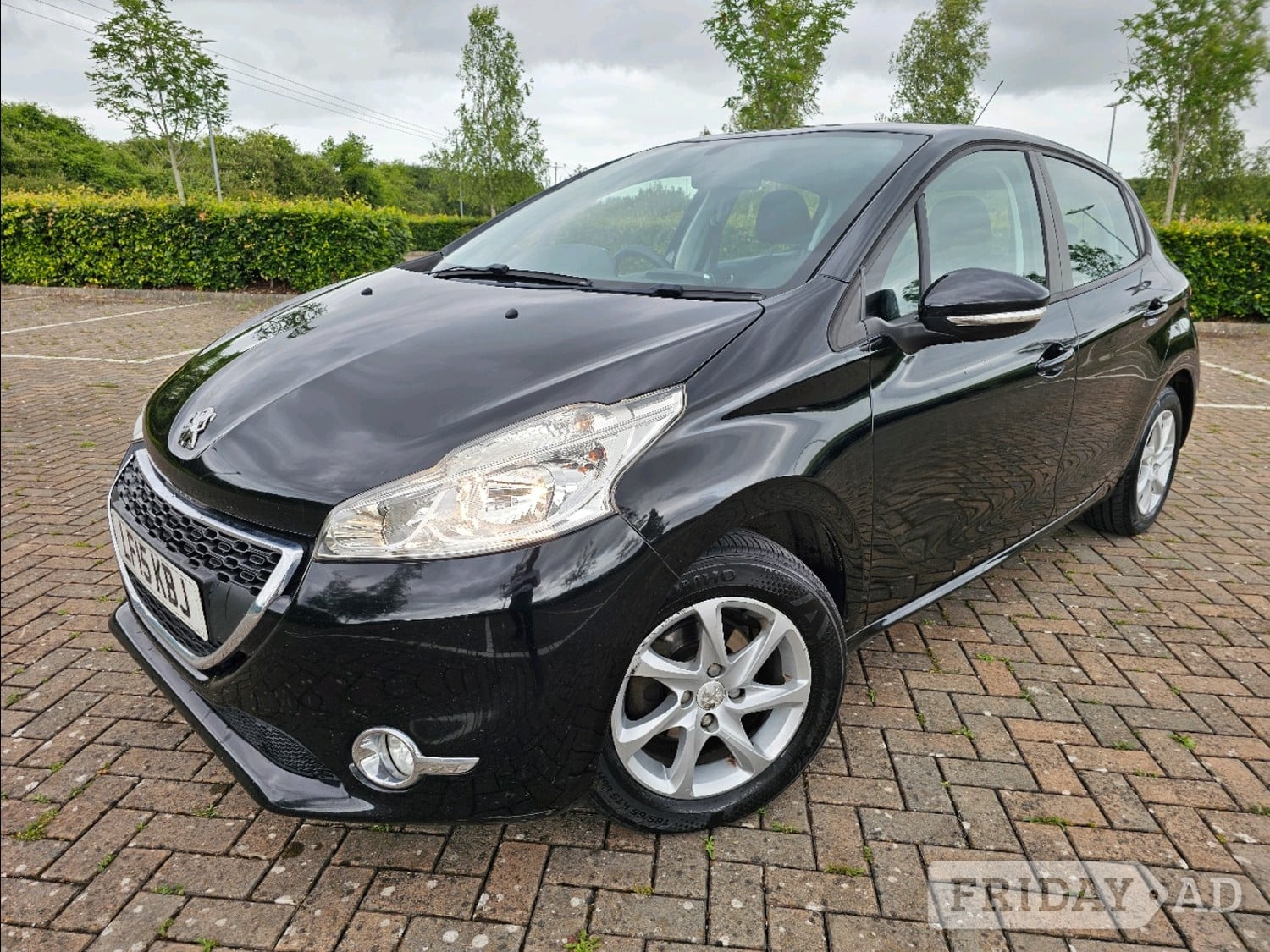 Peugeot 208 2015 in Andover