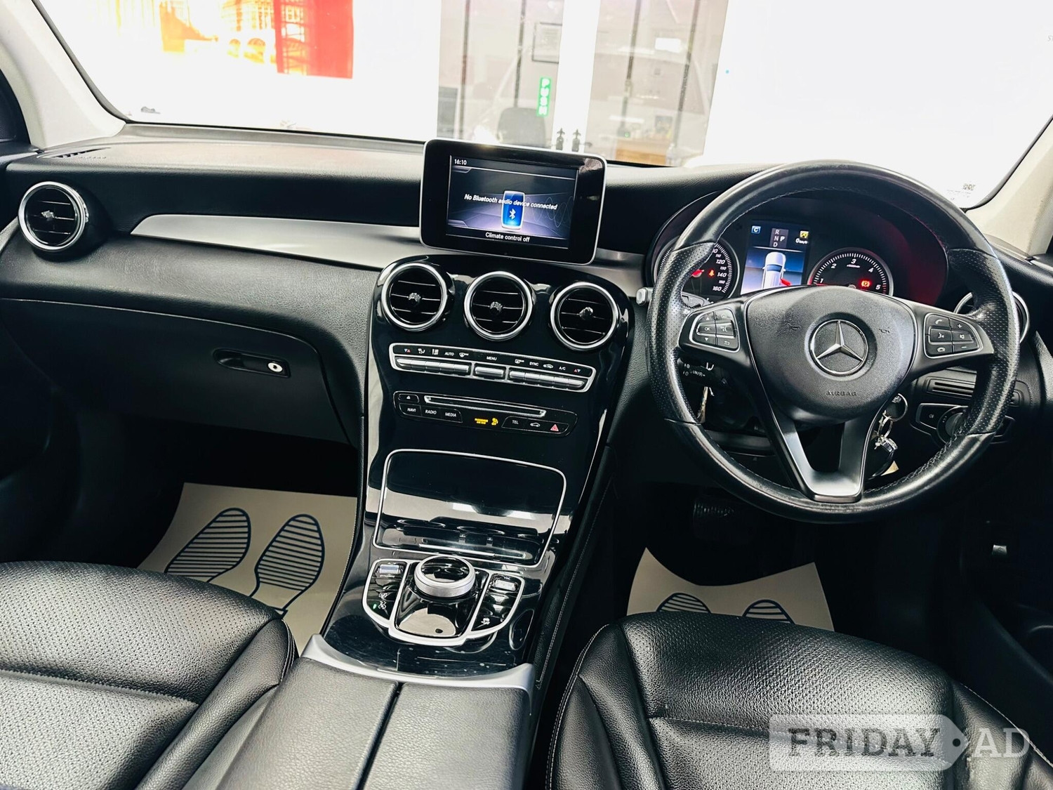 [ berth ]Mercedes-Benz GLC