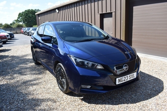 Nissan LEAF 2023