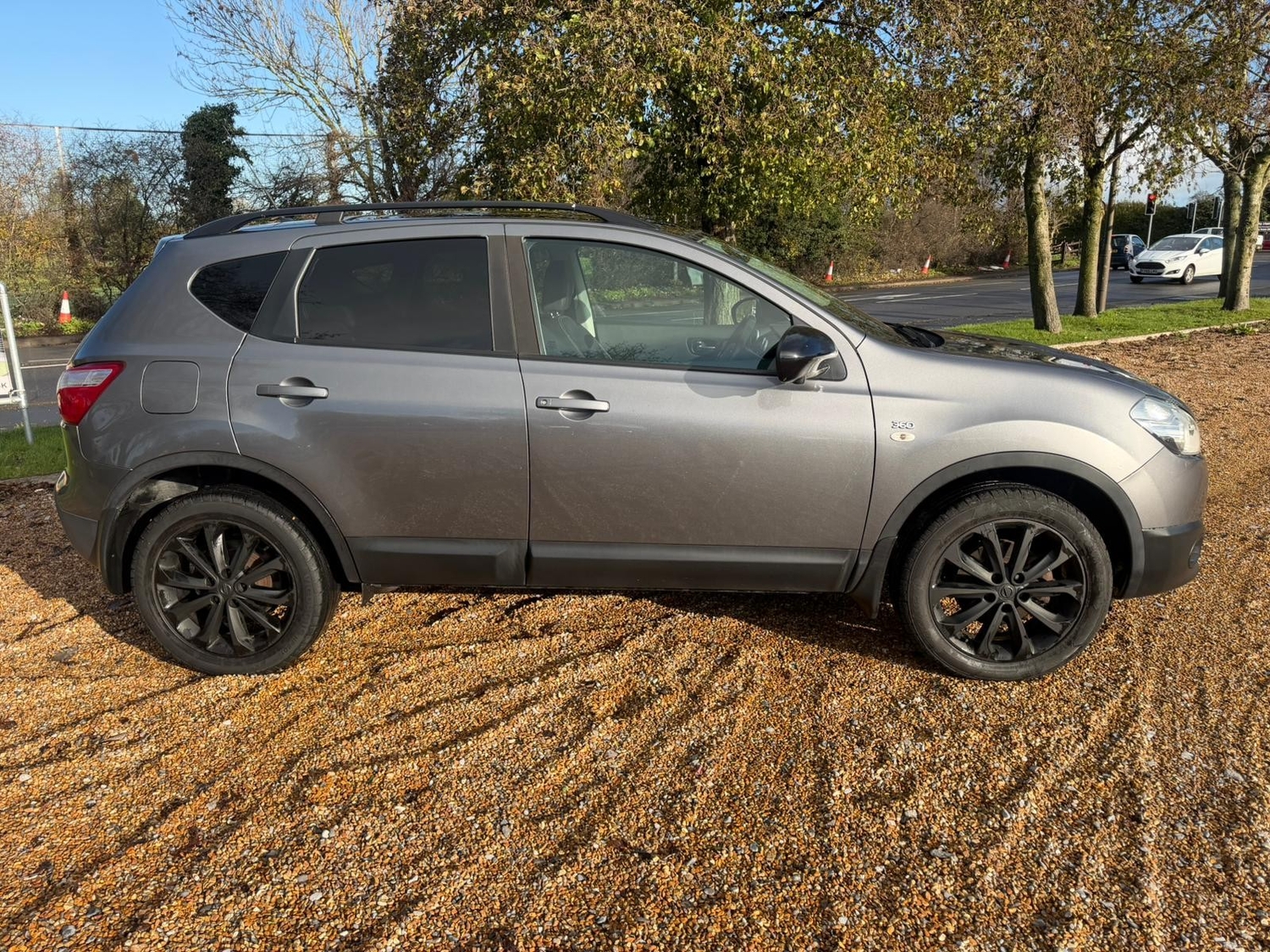 Nissan Qashqai 2013 - Cars