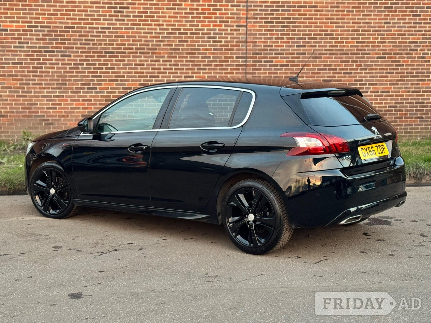 Peugeot 308 2016 - Cars in Leeds