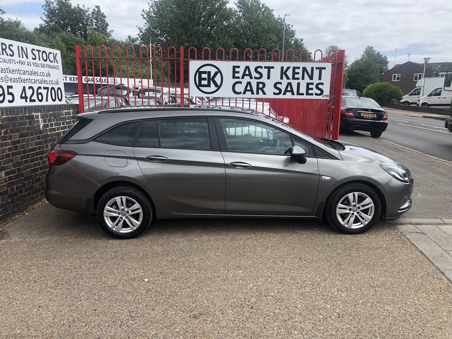 Vauxhall Astra 2018 - Cars