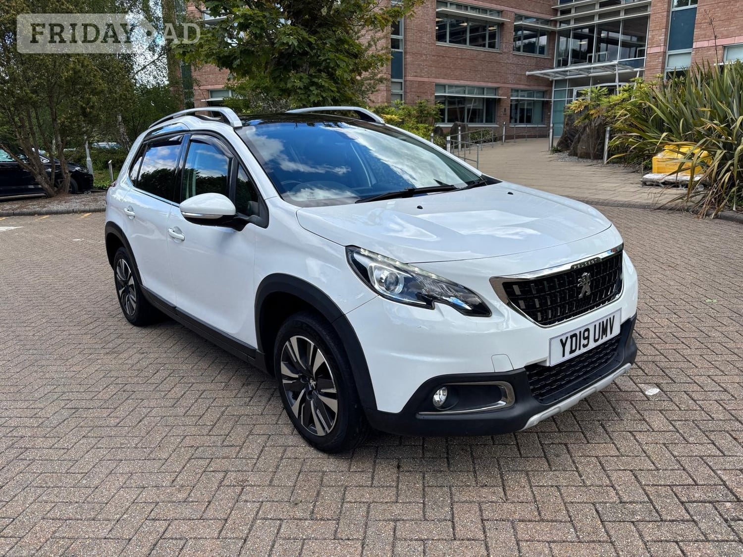 Peugeot 2008 2019 - Cars