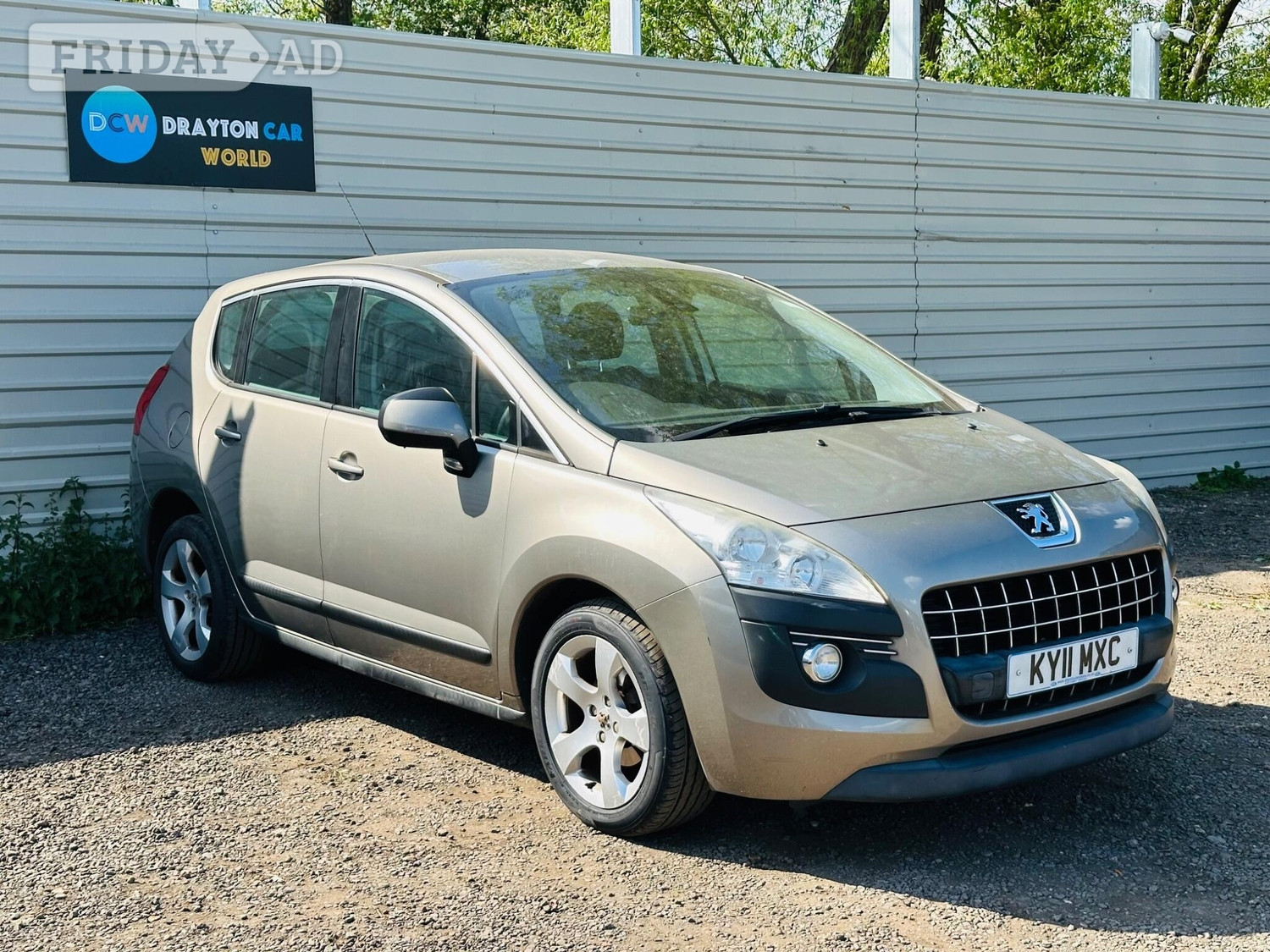 [ berth ]Peugeot 3008